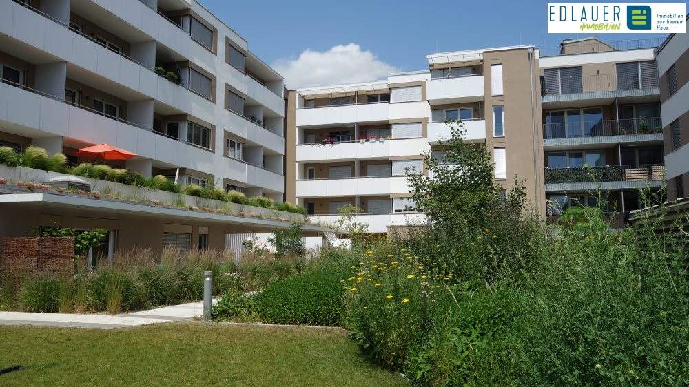 BESTE LAGE - Ruhige Wohnung mit LOGGIA!