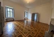 Herrschaftliches Wohnen im Schloss 3 Zimmer Wohnung 155 m²