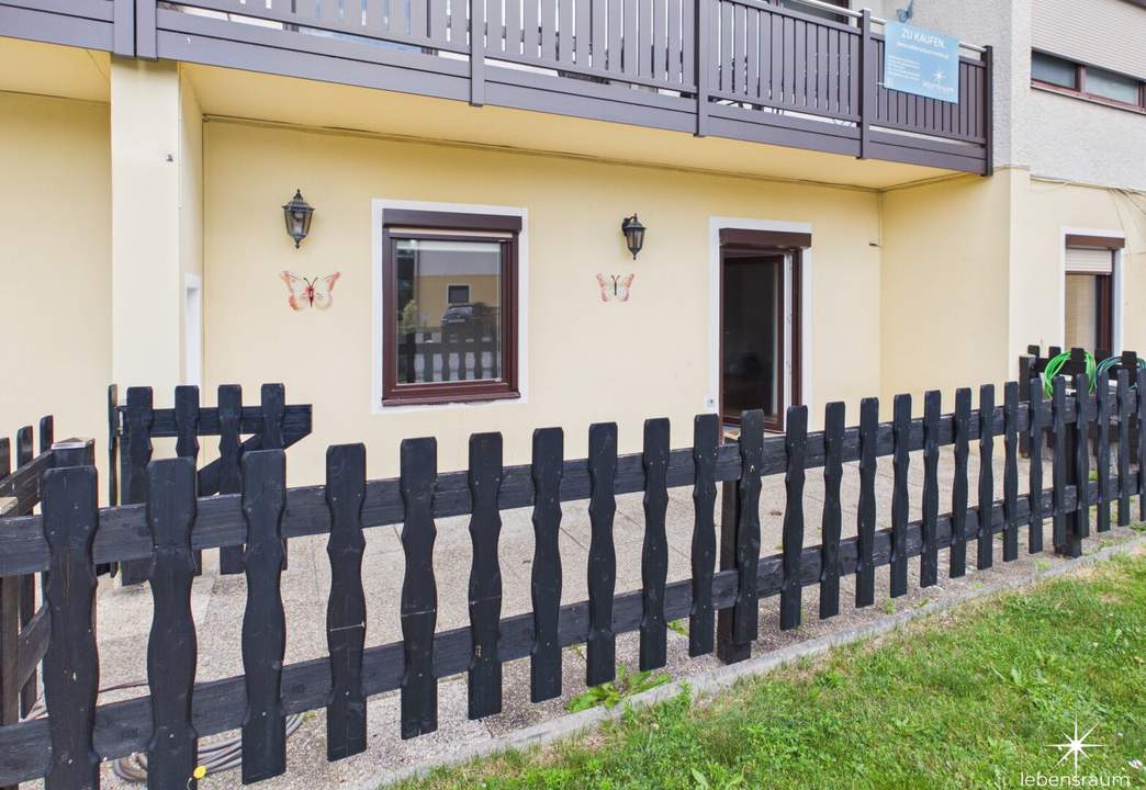 3-Zimmer Wohnung mit Gestaltungspotenzial in attraktiver Lage. Seeboden. Indoor Pool. Touristische Vermietung. Stellplätze.