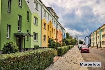 +++ 3-Zimmer-Wohnung im 2. Obergeschoss mit Balkon +++