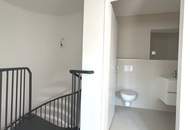 1180! Hochwertig sanierte, sehr schöne DG-Maisonette mit Terrasse und Klimaanlage in toller Lage!