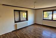 Sanierungsbedürftiges Haus mit Potenzial in attraktiver Lage - ab sofort verfügbar!