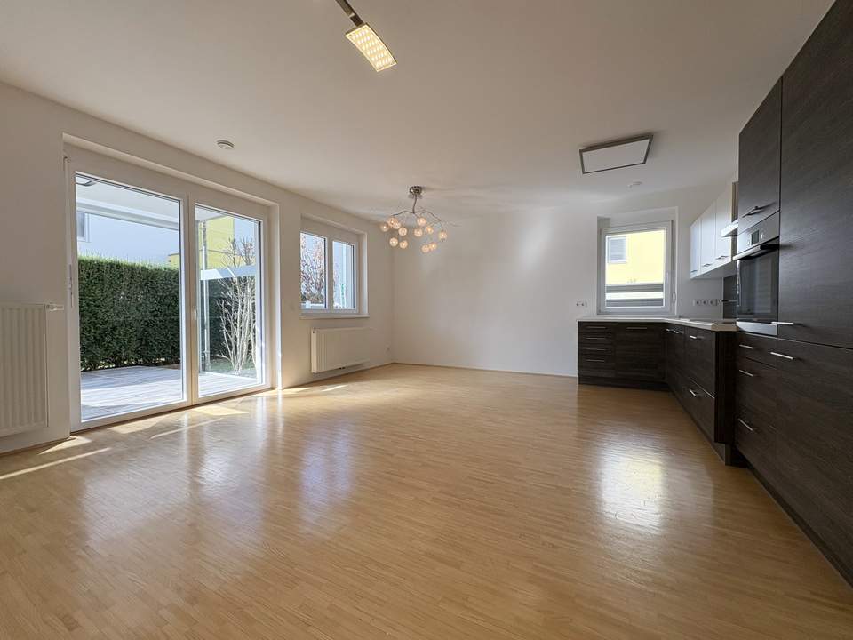 Moderne Gartenwohnung in zentraler Lage!