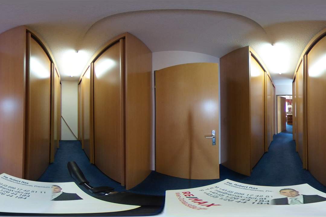 "8 Zimmer und viel mehr!"