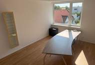 Büro, Praxis, Studio, Atelier repräsentativ, hell, im Zentrum