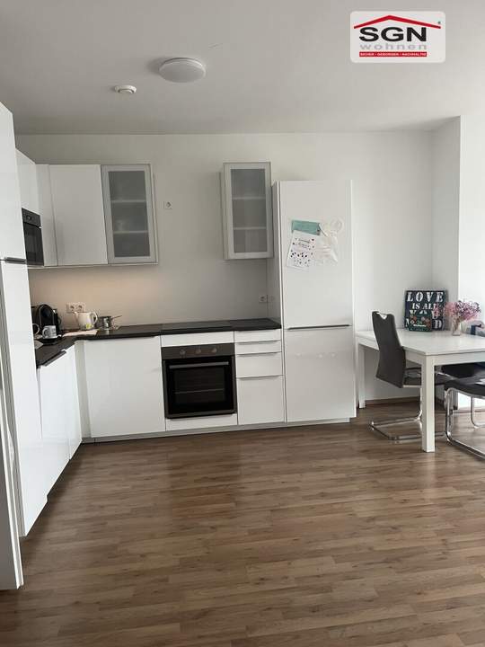 Moderne Citywohnung mit Balkon