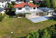 Exklusive Villa mit Pool in Aussichtslage