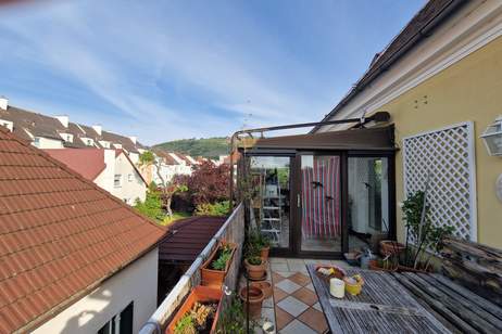 TRAUMHAFTE, GROSSE 4-ZIMMER-FAMILIENWOHNUNG MIT BALKON, TERRASSE UND WINTERGARTEN IN UNI-NÄHE UND KREMS-STEIN, Wohnung-kauf, 385.000,€, 3500 Krems an der Donau(Stadt)