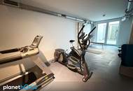 Topwohnung mit großem Balkon – neuwertig, stilvoll, mit Garage – Raumwunder