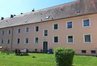 Ein Zuhause zum Verlieben: 4-Zimmer-Wohnung mit sonnigem Grünblick, lichtdurchfluteten Räumen, hochwertig saniertem Badezimmer, großzügiger Küche &amp; viel Platz für Familien!