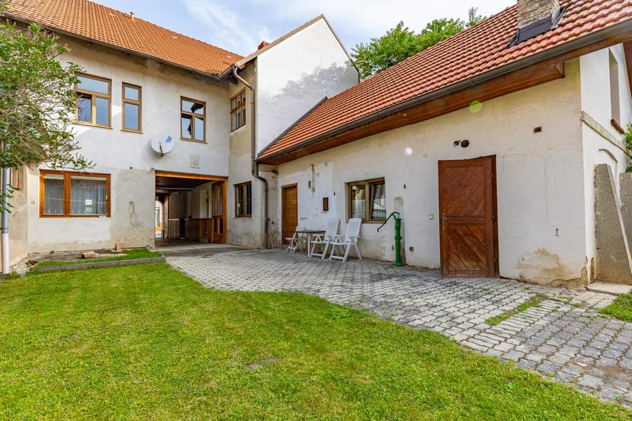 Historisches Stil-Altbaujuwel mit Ausbaupotenzial in Ravelsbach!, Haus-kauf, 279.000,€, 3720 Hollabrunn