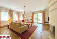 Verborgene Oase im Grünen - repräsentative Villa mit großzügigem Grundstück und Pool