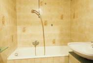 Ruhige 2- Zi.- Single- Whng. Feldkirchen mit Tiefgarage + Gartennutzung!