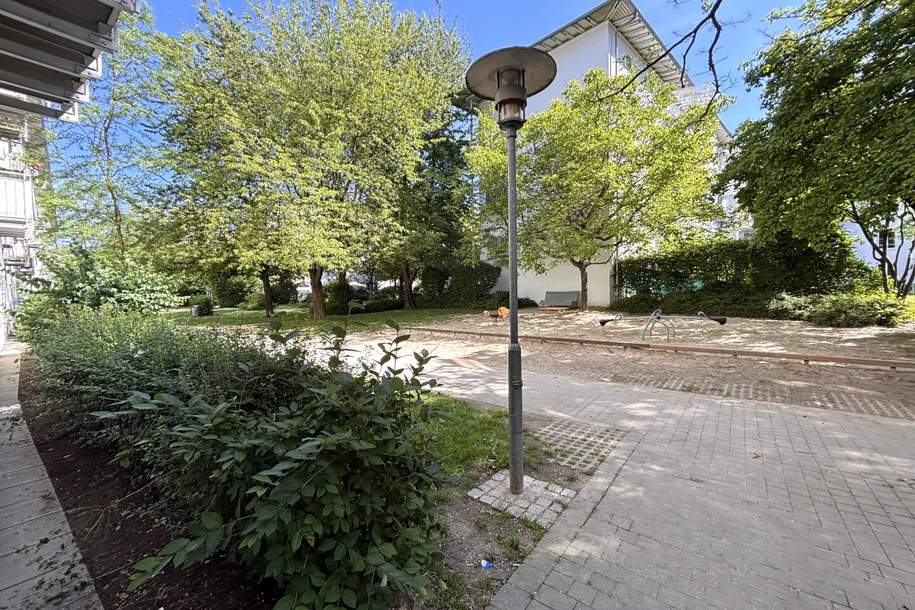 Familienfreundliche 3,5-Zimmer-Wohnung mit separater Küche, Essveranda und kleinem Balkon in Linz/Ebelsberg! Bezug ab 01.09.2026!, Wohnung-miete, 974,45,€, 4030 Linz(Stadt)