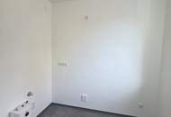 Linz-Bindermichl: Gemütliche 2-Zimmer Wohnung mit Loggia &amp; Parkplatz! Verfügbar ab 01. März 2026!