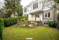 Sanierter Altbau mit modernem Neubau