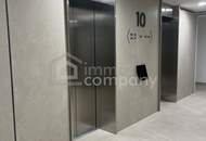 Luxuriöse Wohnung mit 32 m2 großem Balkon und Stadtblick in einem neuen, mehrstöckigen Premiumgebäude + Tiefgaragenplatz! 2. Bezirk. U2