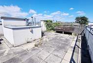 TERRASSENHIT, U1-NÄHE, 84 m2 Dachgeschoß mit 30 m2 Terrasse, 2 Zimmer, Wohnküche, 2 Bäder, Parketten, Viktorgasse