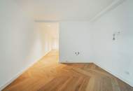Helle 2- Zimmerwohnung mit Balkon