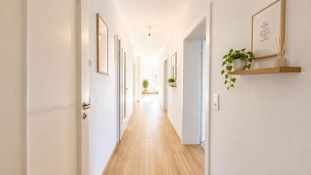 Klagenfurt - Waidmannsdorf: großzügige 4-ZI Wohnung mit Balkon & Garagenstellplatz in UNI-Nähe