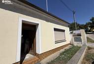 Haus in Loidesthal mit Terrasse, Garage und viel Potenzial zur Sanierung!