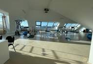 Therapieräume/ Yogastudio/ Atelier: Absolutes Lichtjuwel im Dachgeschoss zur Vermietung