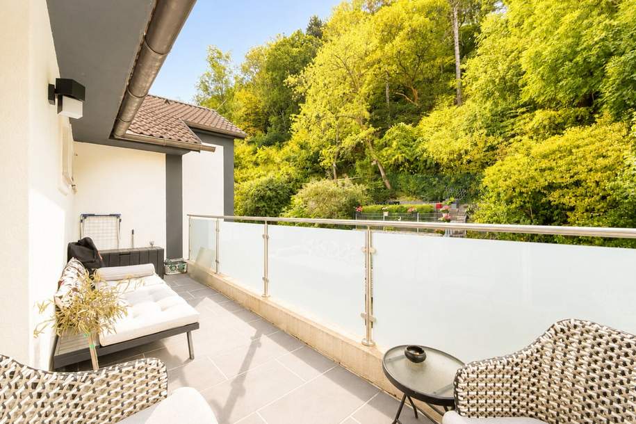 EXKLUSIVES WOHNEN AN DER DONAU IM GRÜNEN: traumhafter Blick I großzügiger Balkon I moderne &amp; hochwertige Einbauküche I Fußbodenheizung &amp; Raffstores, Wohnung-kauf, 499.900,€, 1190 Wien 19., Döbling