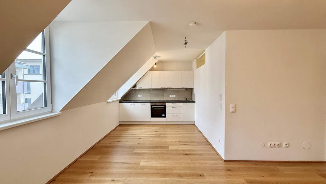 Klagenfurt - Innere Stadt: neuwertige -ZI Wohnung mit Lift und Lagerabteil