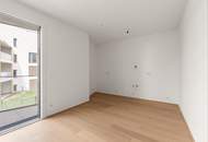 Preis jetzt sichern! Große 2 Zimmer Wohnung am Wasser mit großem Ankleideraum, Fitness und Sauna