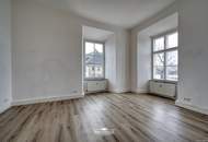 Helle 3-Zimmerwohnung im 1.OG mit besonderer Raumhöhe und Nachmittagssonne