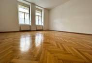 2 ½ Zimmer-Altbauwohnung im Herzen der Stadt!