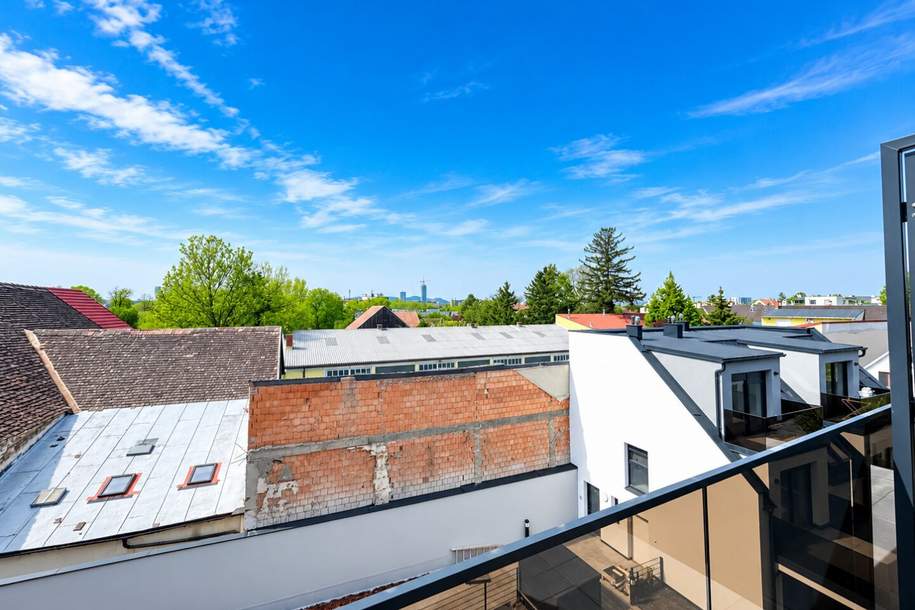 DG-Traum mit Dachterrasse - bis 2028 vermietet! maßgeschneiderte Küche! elektrische Rollos! Klimaanlage! Garage! Nähe U2!, Wohnung-kauf, 315.000,€, 1220 Wien 22., Donaustadt