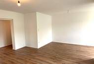 "Neu renovierte, 2-3 Zimmer - Wohnung + Loggia!"
