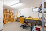 Einfamilienhaus mit Doppelgarage, Werkstätte und ausgebautem Keller