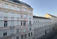 Erstbezug nach Sanierung - Hochwertige 2 Zimmer Altbauwohnung - Nahe altes AKH und Rathaus