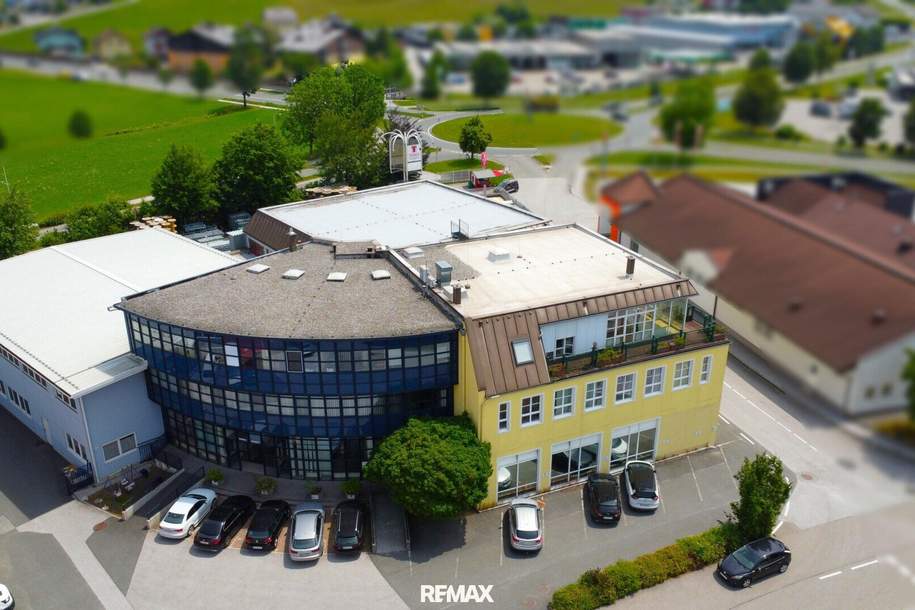 Modernes Büro mit großzügiger Terrasse im Gewerbegebiet Obertrum, Gewerbeobjekt-miete, 2.000,00,€, 5162 Salzburg-Umgebung