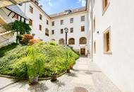 Märchenhaft wohnen im Schloss Herberstorf: 3-Zimmer-Wohnung mit neu ausgestatteter, separater Küche