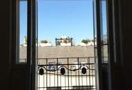 GENERALSANIERTE STILWOHNUNG MIT BALKON