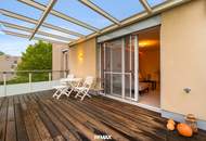 Exklusives Wohnerlebnis in St. Martin: Neuwertige 3-Zimmer-Wohnung mit hochwertigem Mobiliar, großem Südwest-Balkon und Tiefgaragenstellplatz