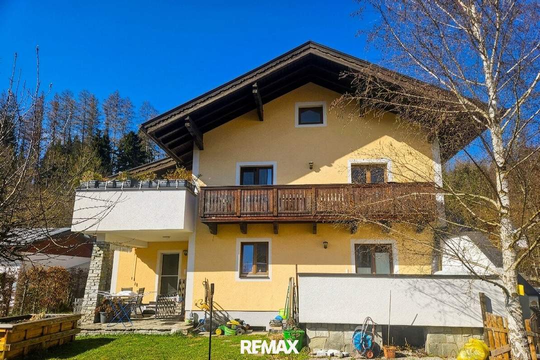 RESERVIERT! Mehrfamilienhaus mit Potenzial in zentraler Lage von Bruck an der Großglocknerstraße