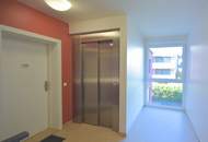 Helle 5-Zimmer-Wohnung mit Westbalkon, Klimaanlage und Tiefgarage