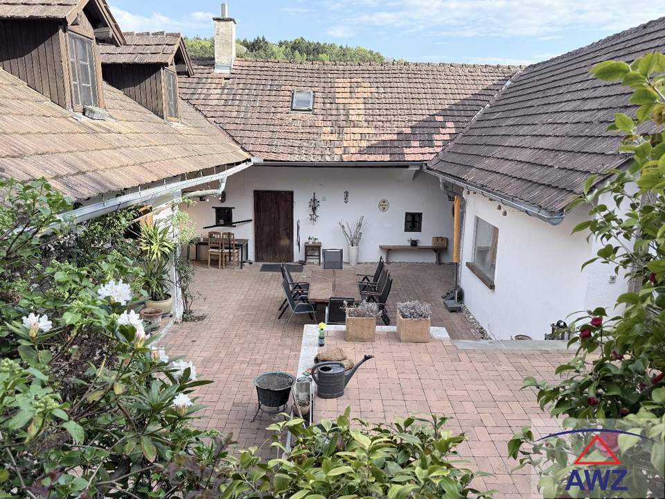 Restaurierter Dreikanthof in der Oststeiermark! Wo ländlicher Charme auf höchste Lebensqualität trifft!
