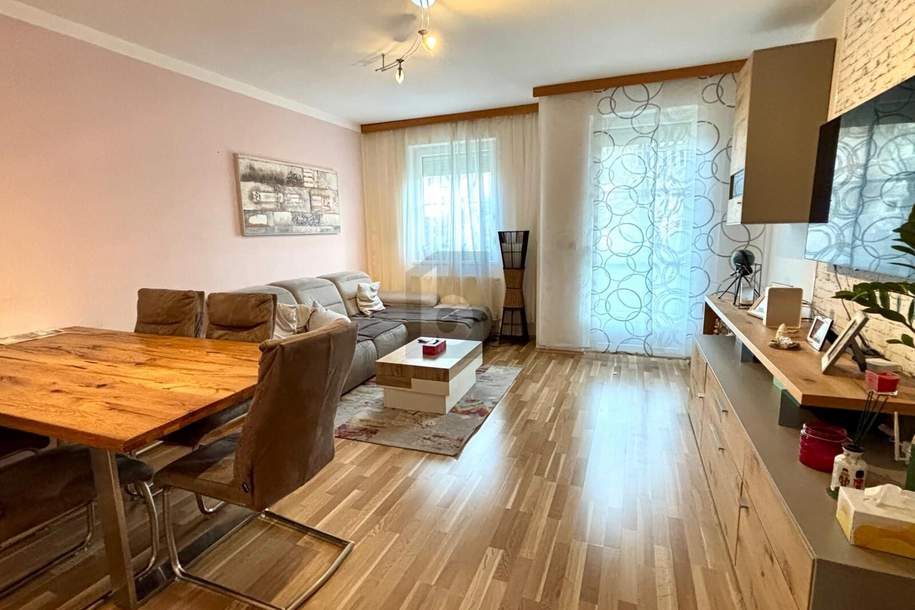 NÄHE MERKURCITY! BARRIEREFREI, MIT BALKON &amp; PARKPLATZ!, Wohnung-kauf, 227.000,€, 2700 Wiener Neustadt(Stadt)