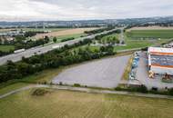 Direkt an der A1 alles Asphaltiert