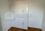 Dachgeschossmaisonette mit einer Traumterrasse und vollmöblierter Küche