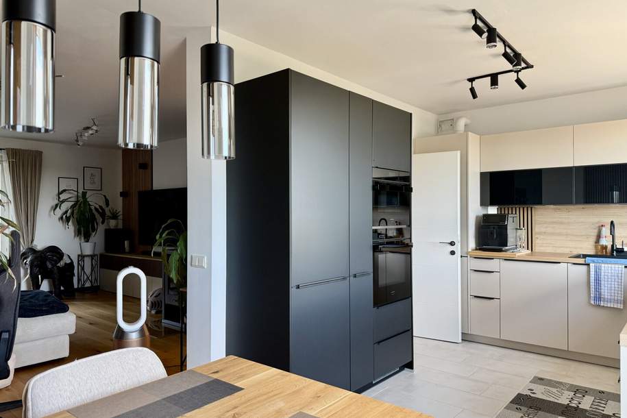 Hochwertig sanierte 3-Zimmer-Eigentumswohnung mit Loggia & Parkplatz!, Wohnung-kauf, 249.000,€, 2700 Wiener Neustadt(Stadt)