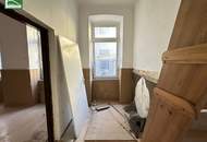 Renovierungsbedürftige Hof-Erdgeschoss-Wohnung im gepflegten Altbau nahe Familienplatz und Bahnhof Ottakring