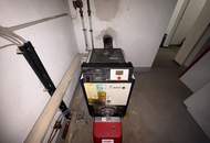 GELEGENHEIT MIT ENTWICKLUNGSCHANCE: EHEMALIGE ZENTRALE DER RAIFFEISENBANK WAGRAM-SCHMIDATAL SUCHT EINEN NEUEN EIGENTÜMER MIT KREATIVITÄT