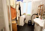 Unbefristete Loggia-Wohnung im 7. Bezirk mit Hochwertige maßgefertigtes Hochbett vom Tischler