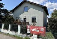 Saniere das Haus und mach was daraus | Südwest-Terrasse | vollunterkellert | Garage | ausbaubarer Rohdachboden